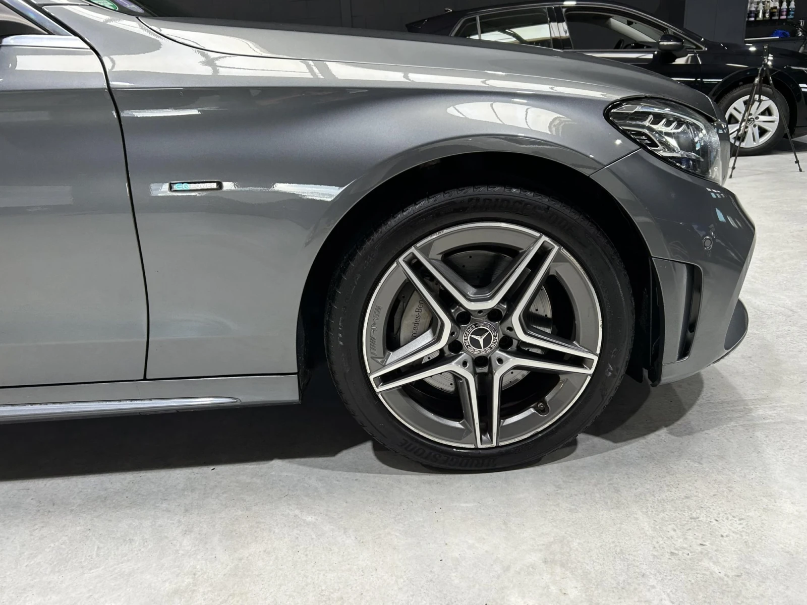Mercedes-Benz C 300 300e - изображение 7