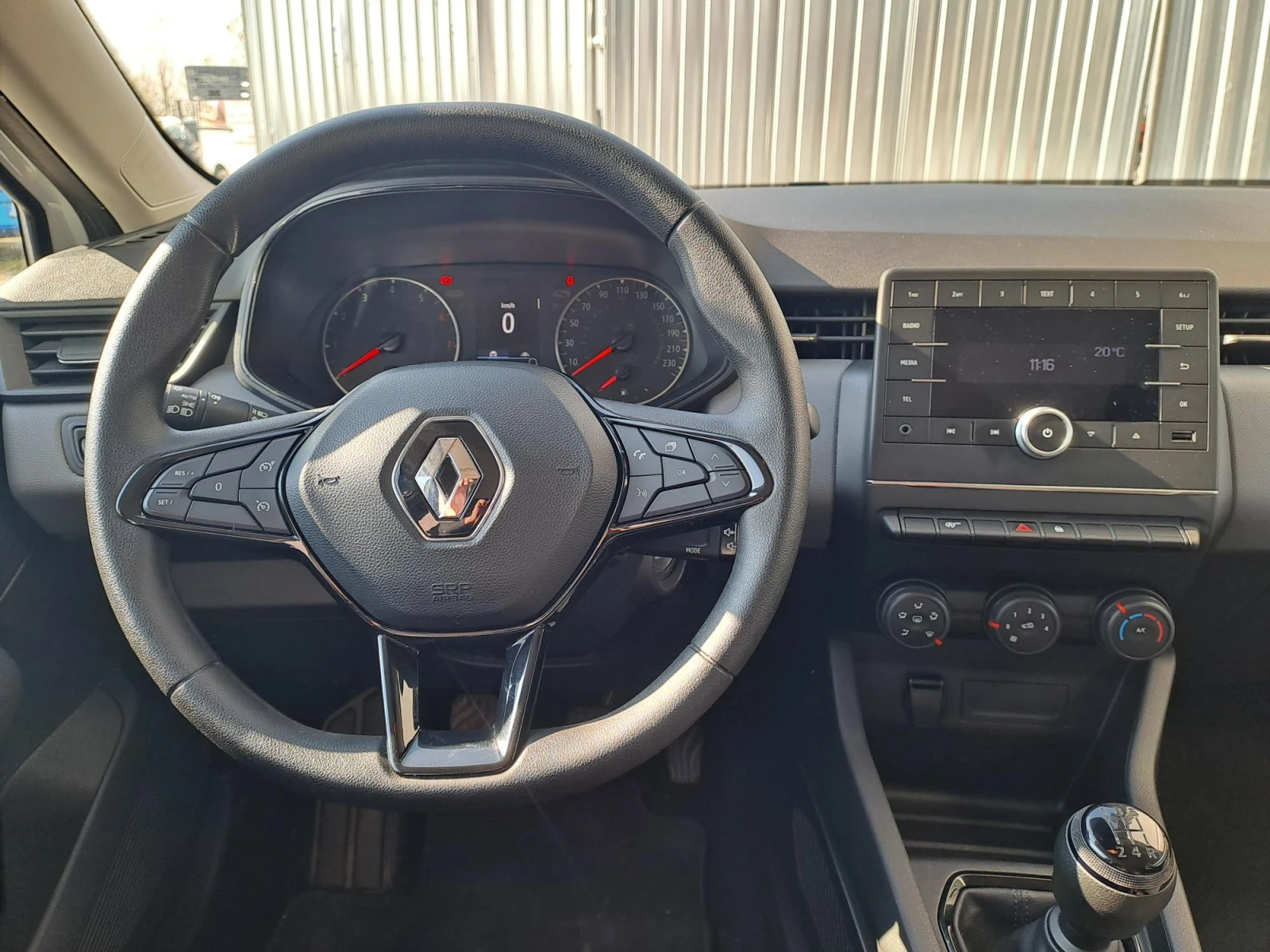 Renault Clio 1.0 TCe 90 k.c.    | Mobile.bg   13