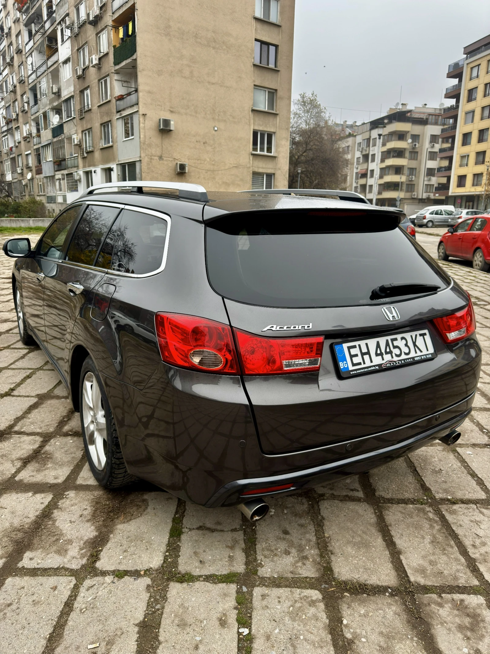 Honda Accord 2.4 Executive Advanced Safety+ СЕРВИЗНА ИСТОРИЯ  - изображение 6