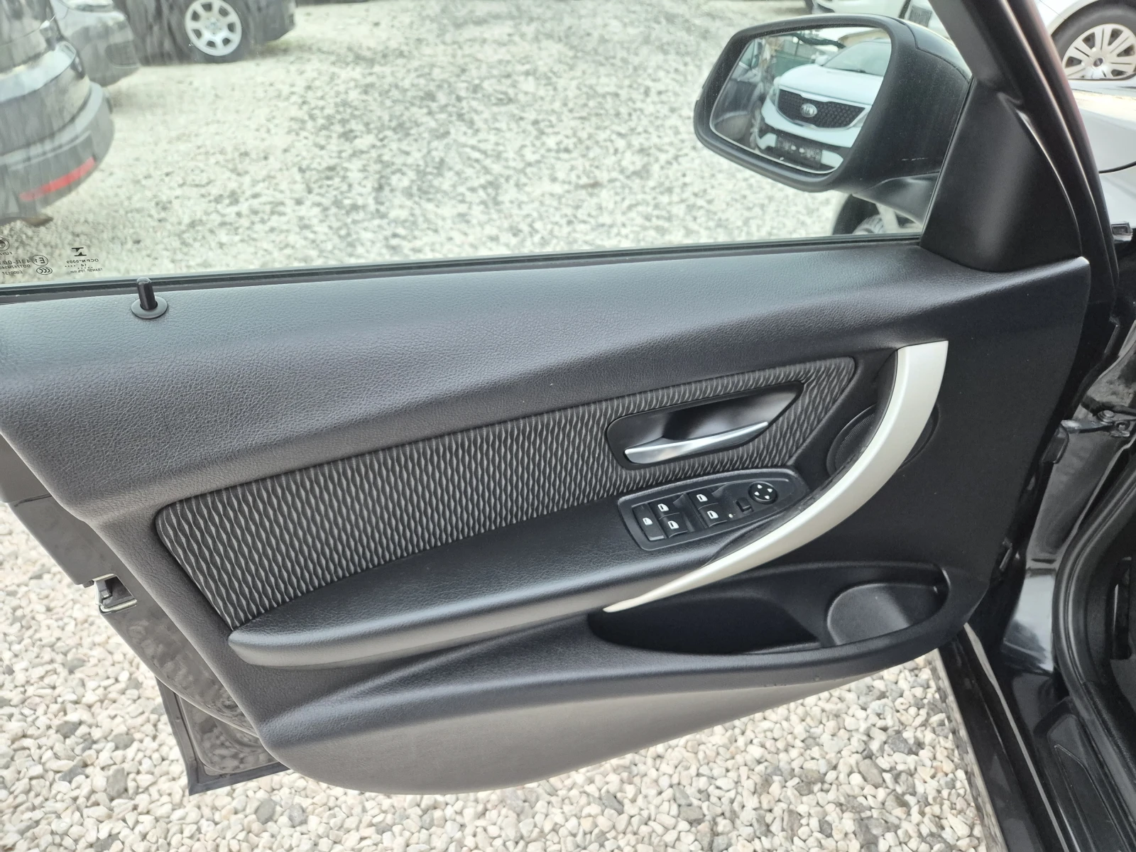 BMW 320 * 2.0-D* AUTOMAT* NAVI*  | Mobile.bg   15