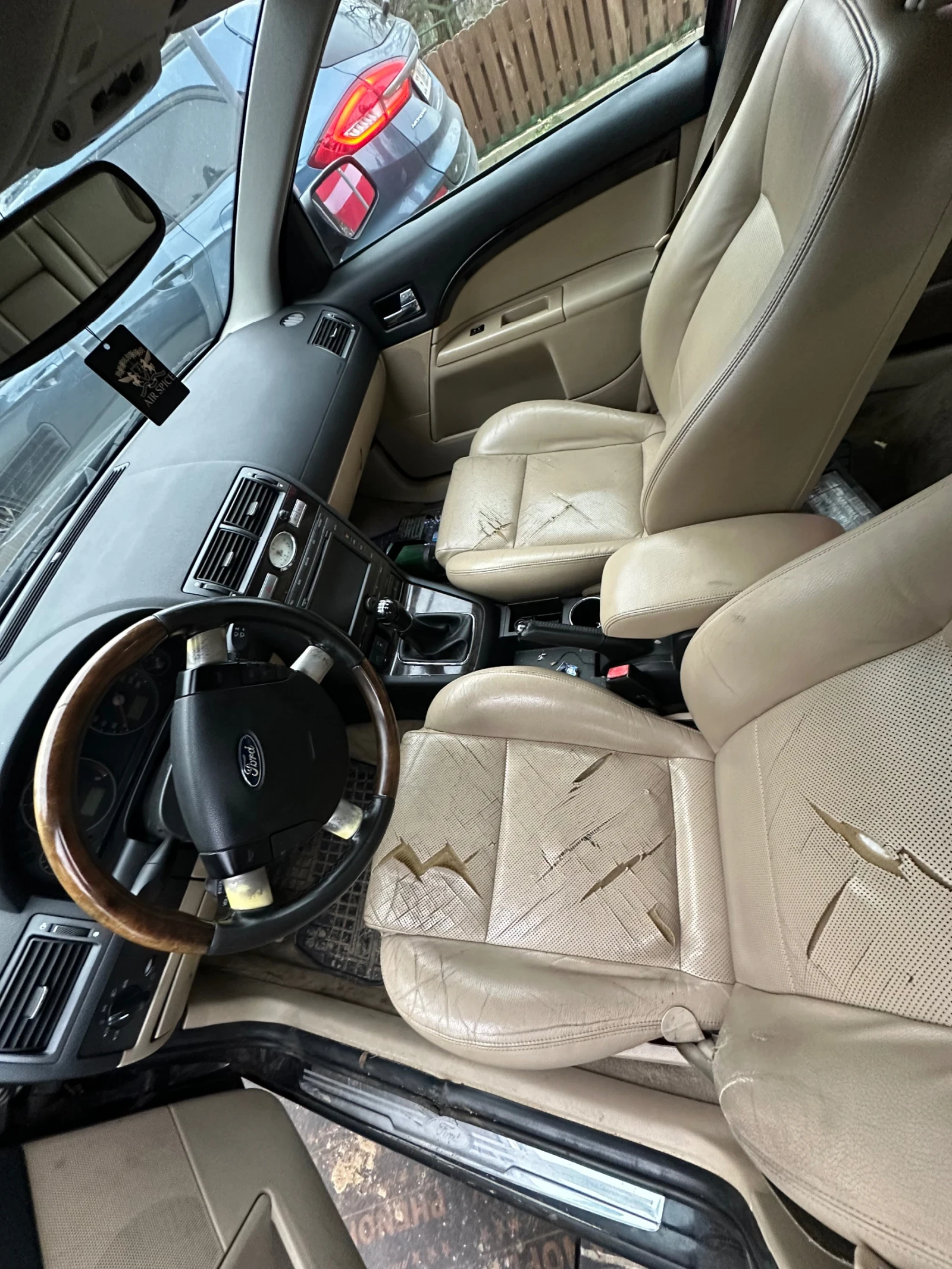 Ford Mondeo Ghia - изображение 5