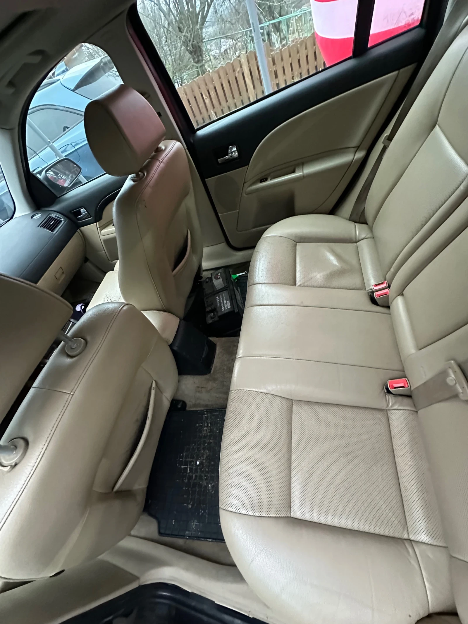 Ford Mondeo Ghia - изображение 6