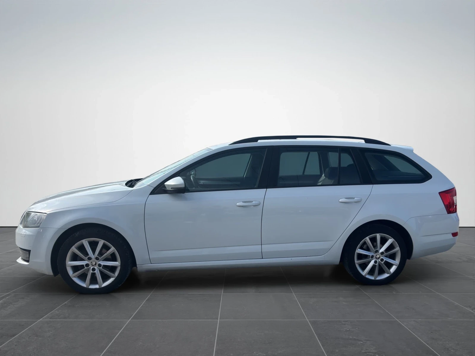 Skoda Octavia 2.0 TDI, снимка 8 - Автомобили и джипове - 53450856