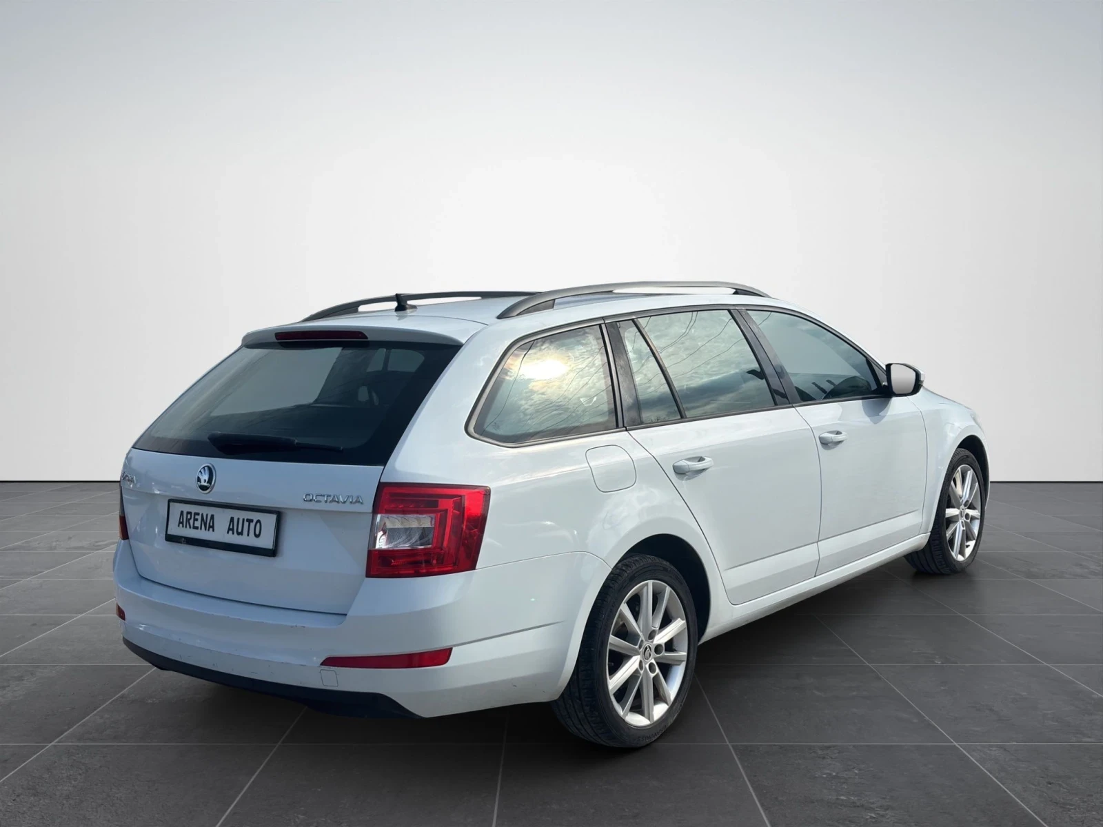 Skoda Octavia 2.0 TDI, снимка 13 - Автомобили и джипове - 53450856