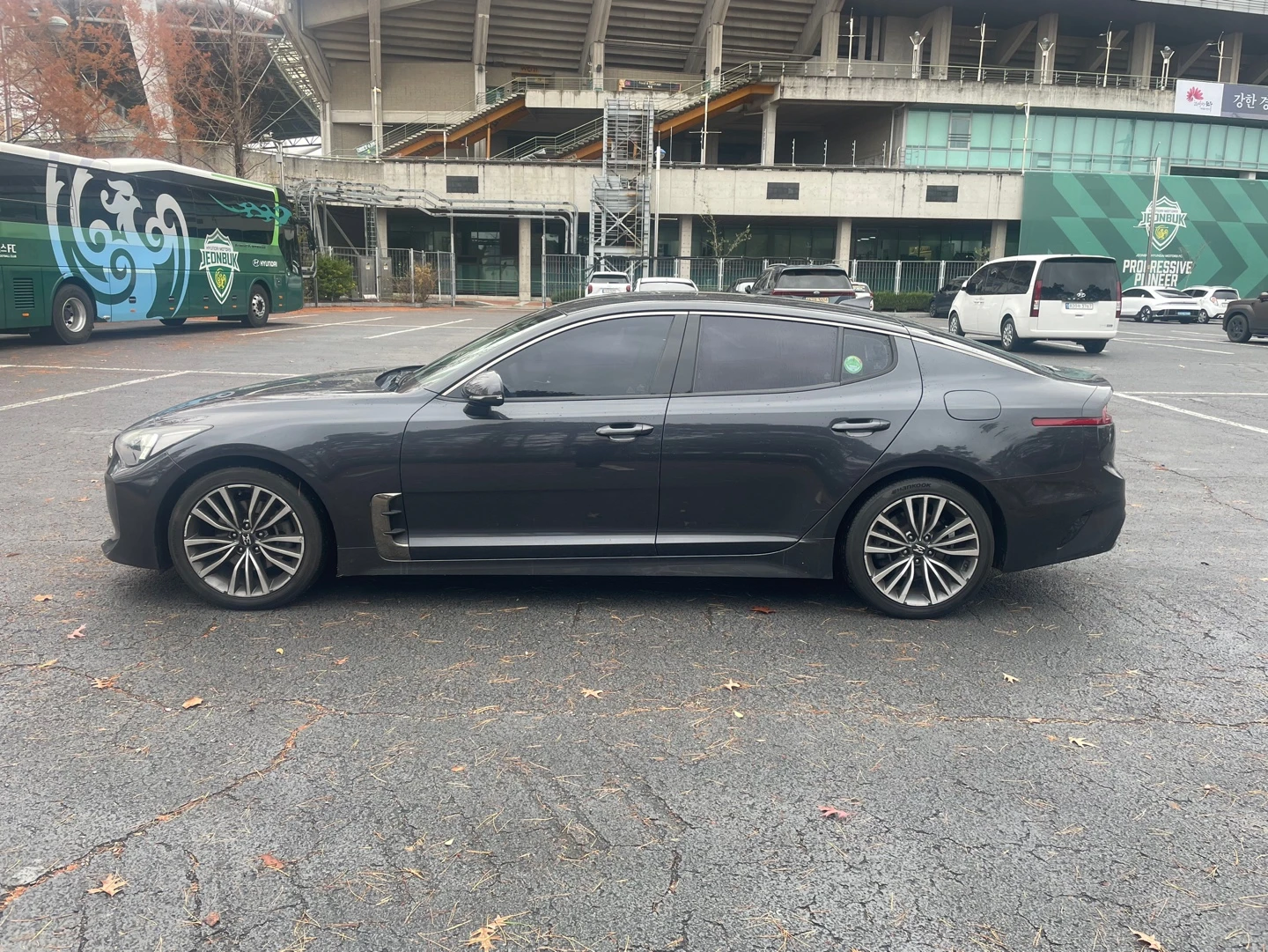 Kia Stinger 2.0 TURBO / 2WD / ����� �������� ������� !!! | Mobile.bg � ����������� 3