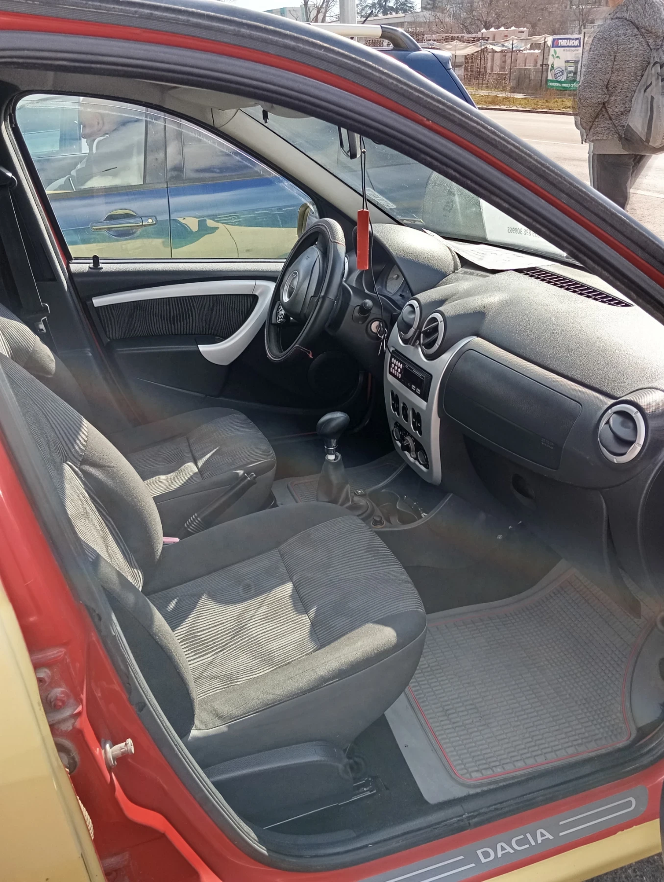 Dacia Logan Laureat� | Mobile.bg � ����������� 10
