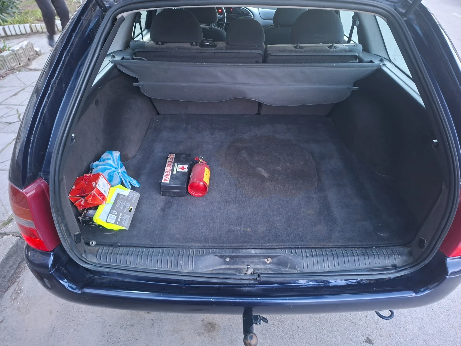 Ford Mondeo 2.0i, снимка 8 - Автомобили и джипове - 53779614