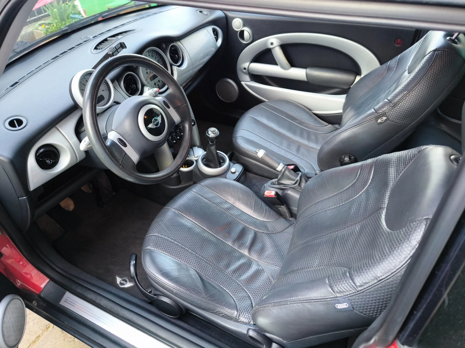 Mini Cooper 1.6 / 115hp, снимка 6 - Автомобили и джипове - 53803243