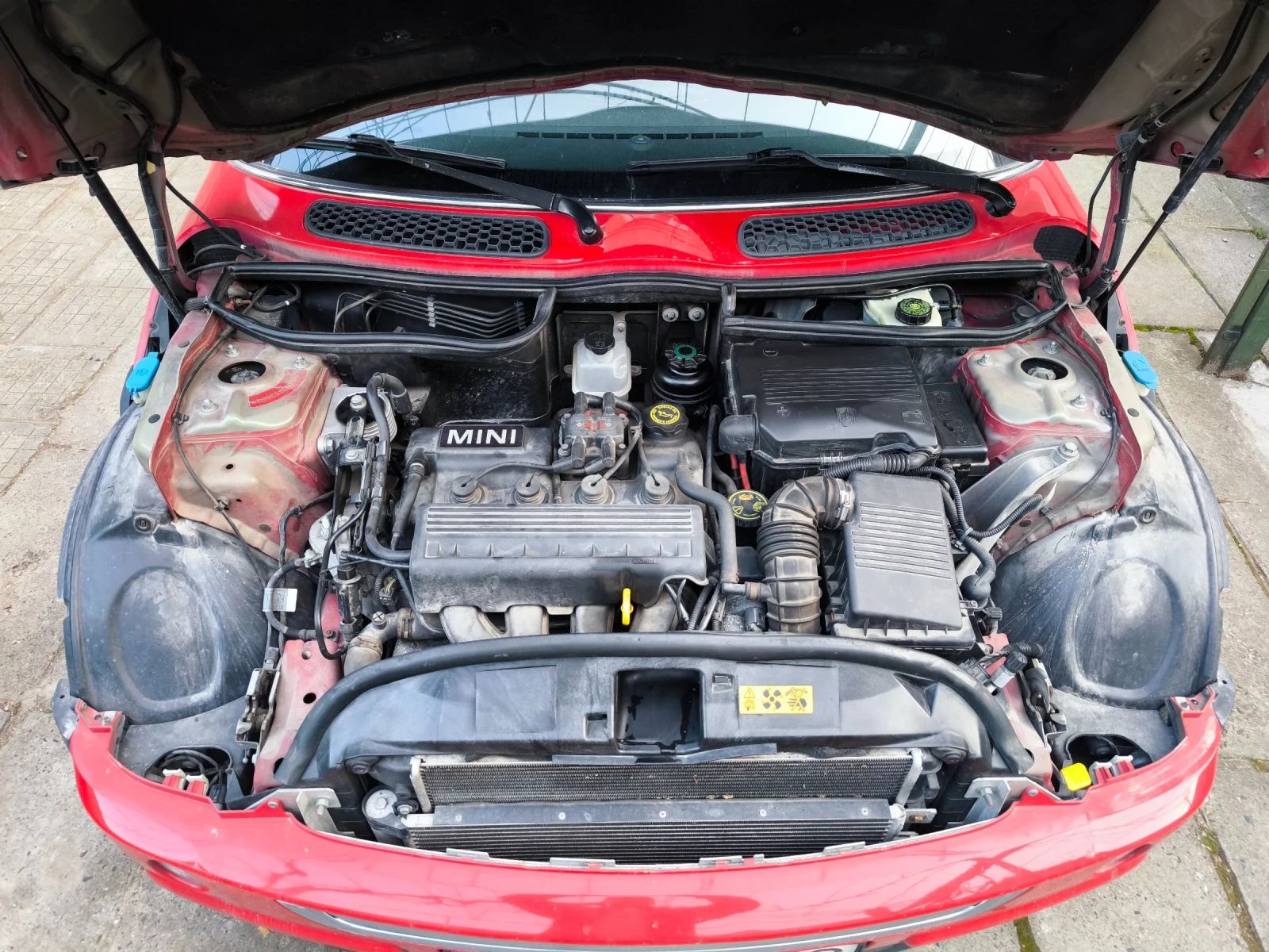 Mini Cooper 1.6 / 115hp, снимка 13 - Автомобили и джипове - 53803243