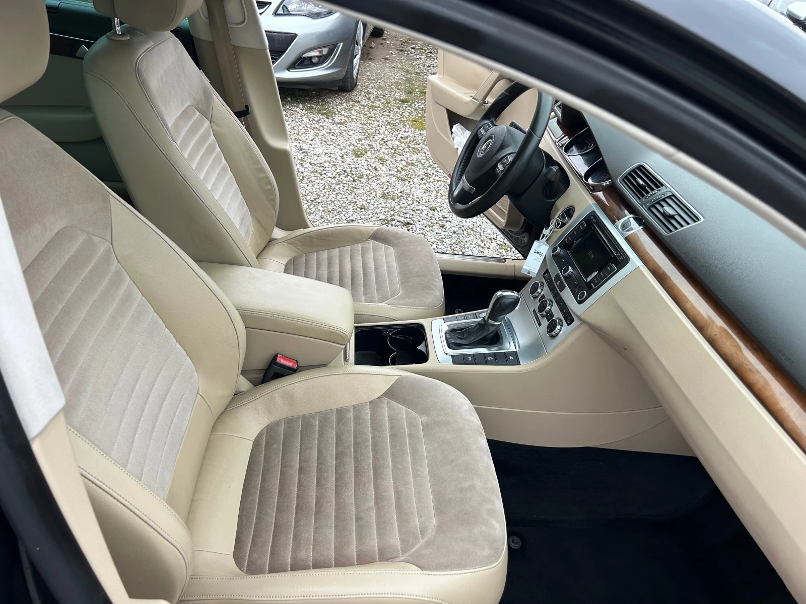 VW Passat 2.0TDI EURO5A , снимка 14 - Автомобили и джипове - 54027669