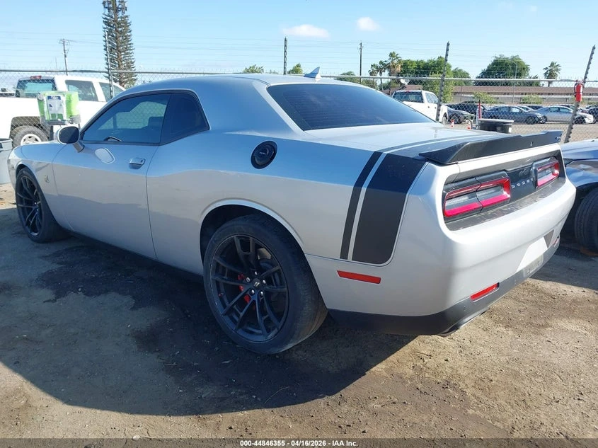 Dodge Challenger 6.4l R/T Scat Pack, снимка 3 - Автомобили и джипове - 54596716