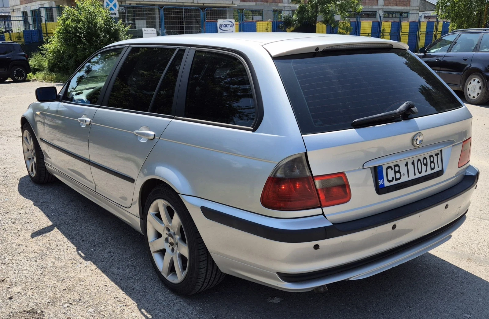 BMW 320, снимка 6 - Автомобили и джипове - 54856284