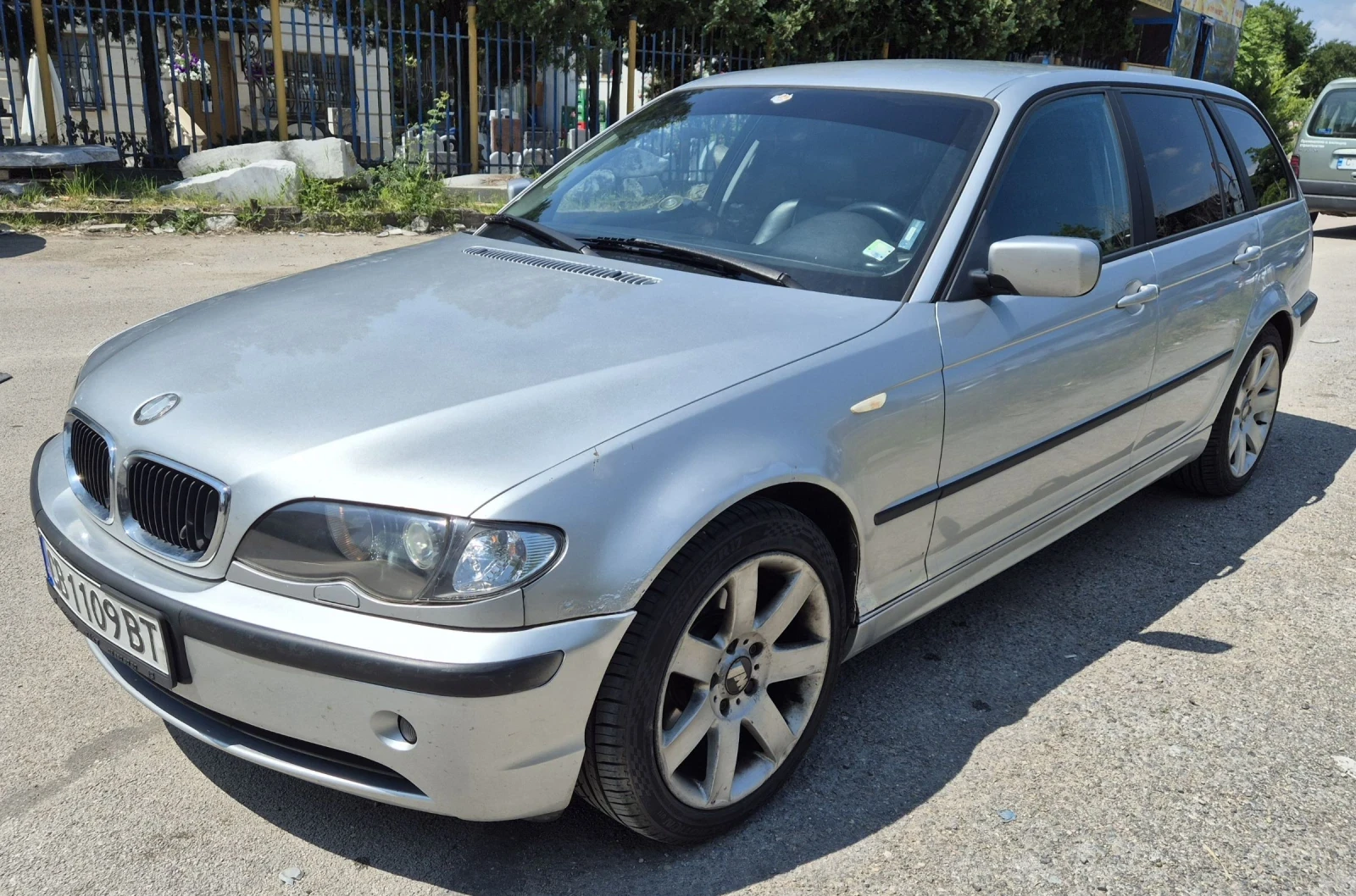 BMW 320, снимка 2 - Автомобили и джипове - 54856284