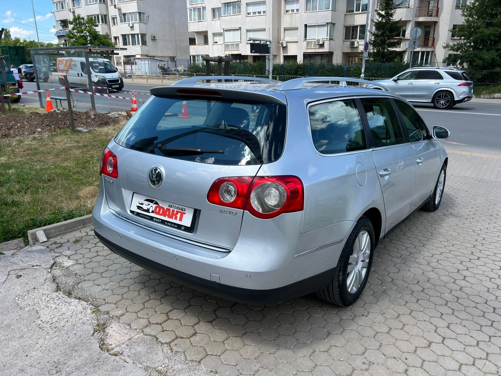 VW Passat 2.0TDi/AVTOMAT, снимка 4 - Автомобили и джипове - 54977425