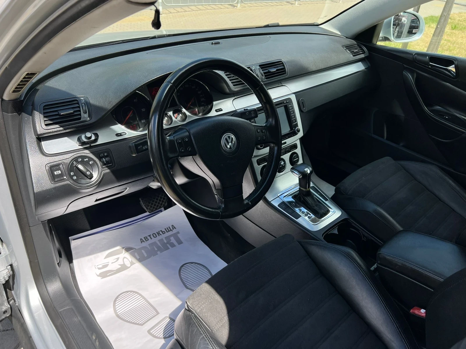 VW Passat 2.0TDi/AVTOMAT, снимка 7 - Автомобили и джипове - 54977425