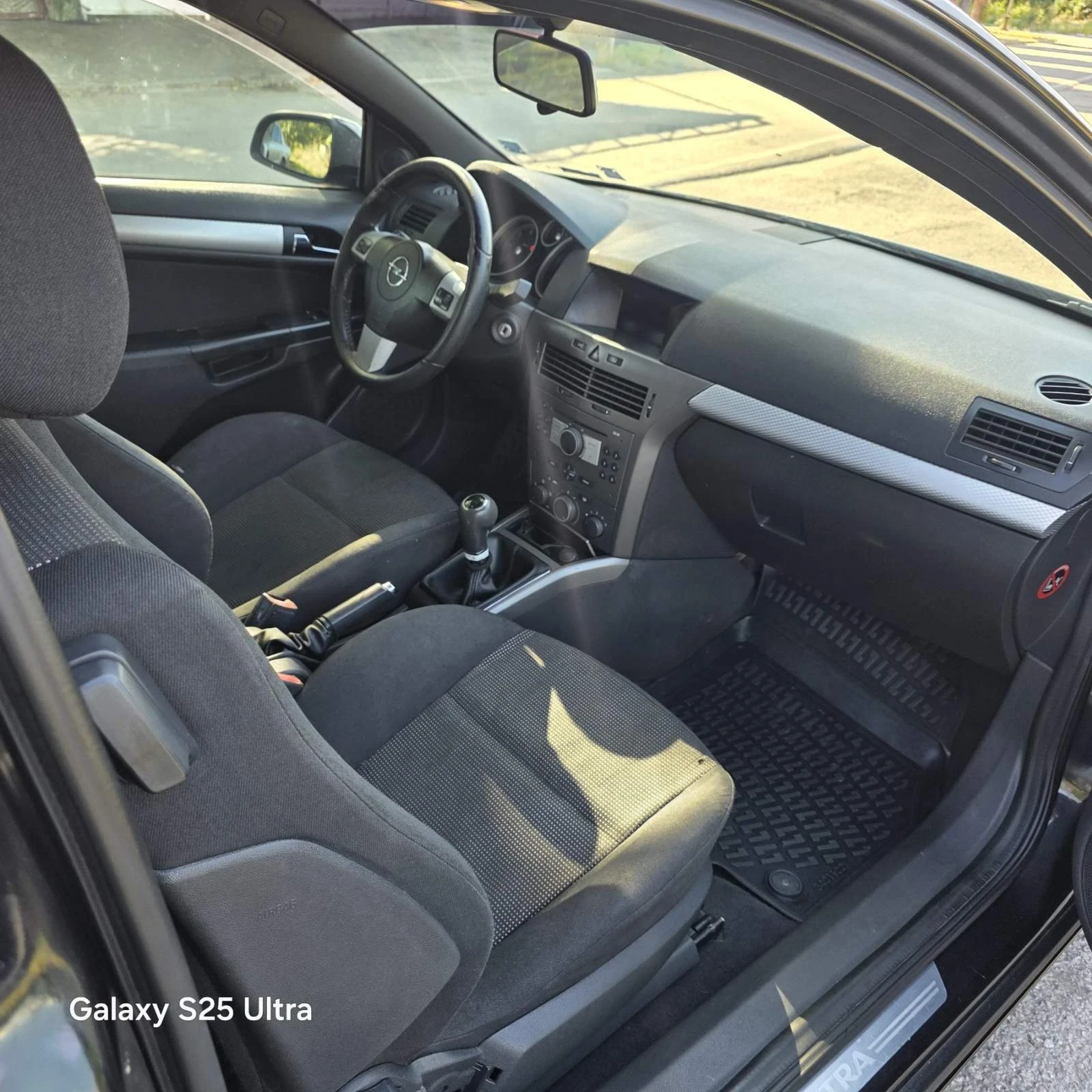 Opel Astra Gtc, снимка 10 - Автомобили и джипове - 55181304