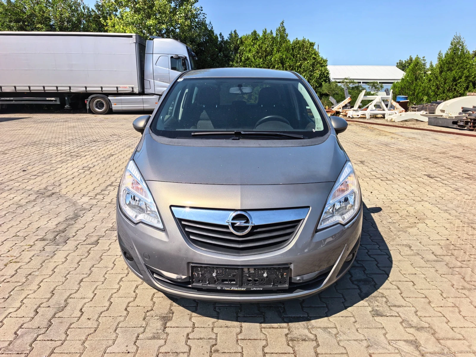 Opel Meriva Автоматик 1.7д 101кс
