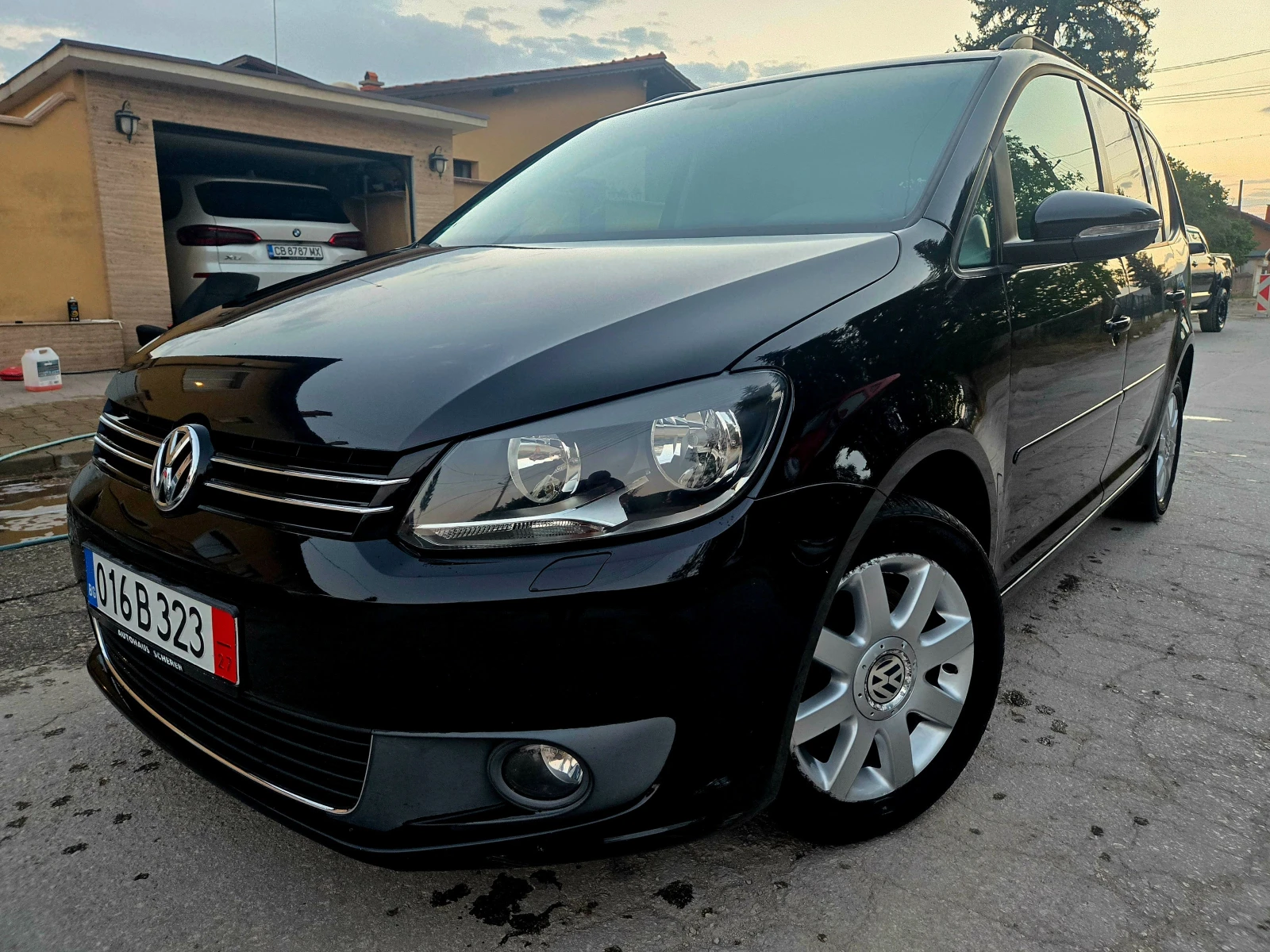 VW Touran 2.0TDI Германия Климатроник Подгрев Парктроник ТОП
