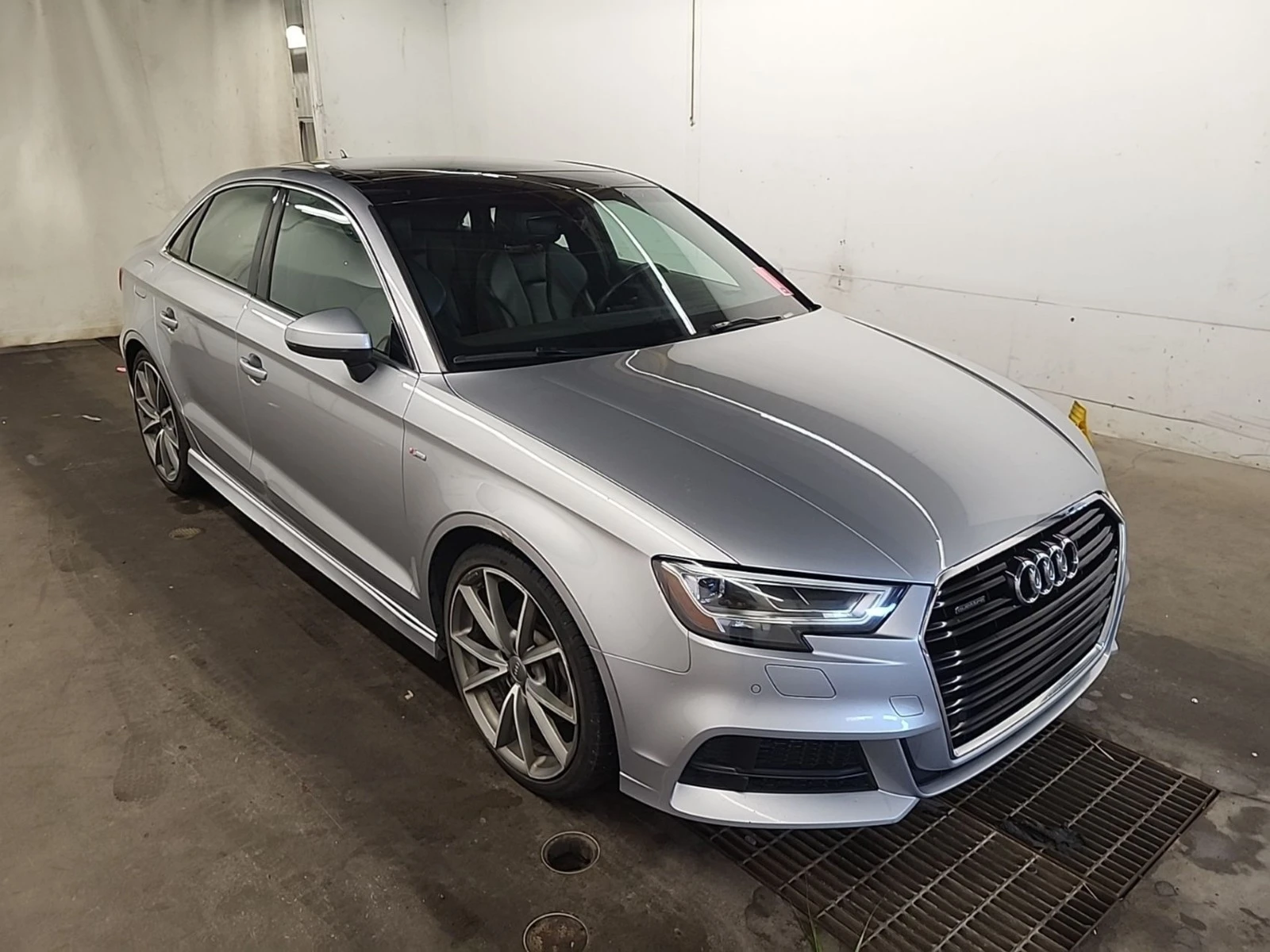 Audi A3 * Technik* Цена до България & АвтоКредит, снимка 3 - Автомобили и джипове - 56254971