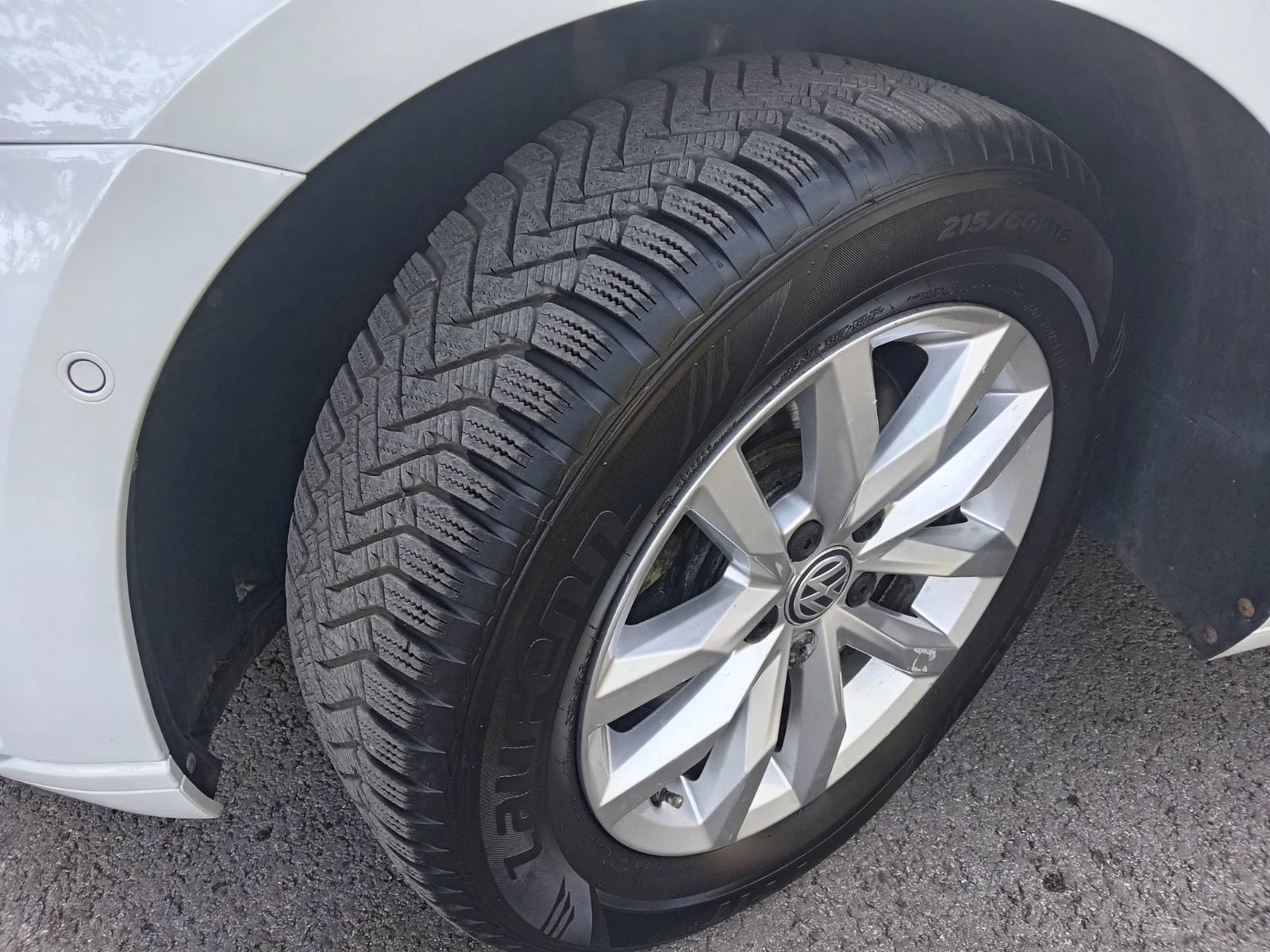 VW Passat 1.6D, снимка 5 - Автомобили и джипове - 56455031