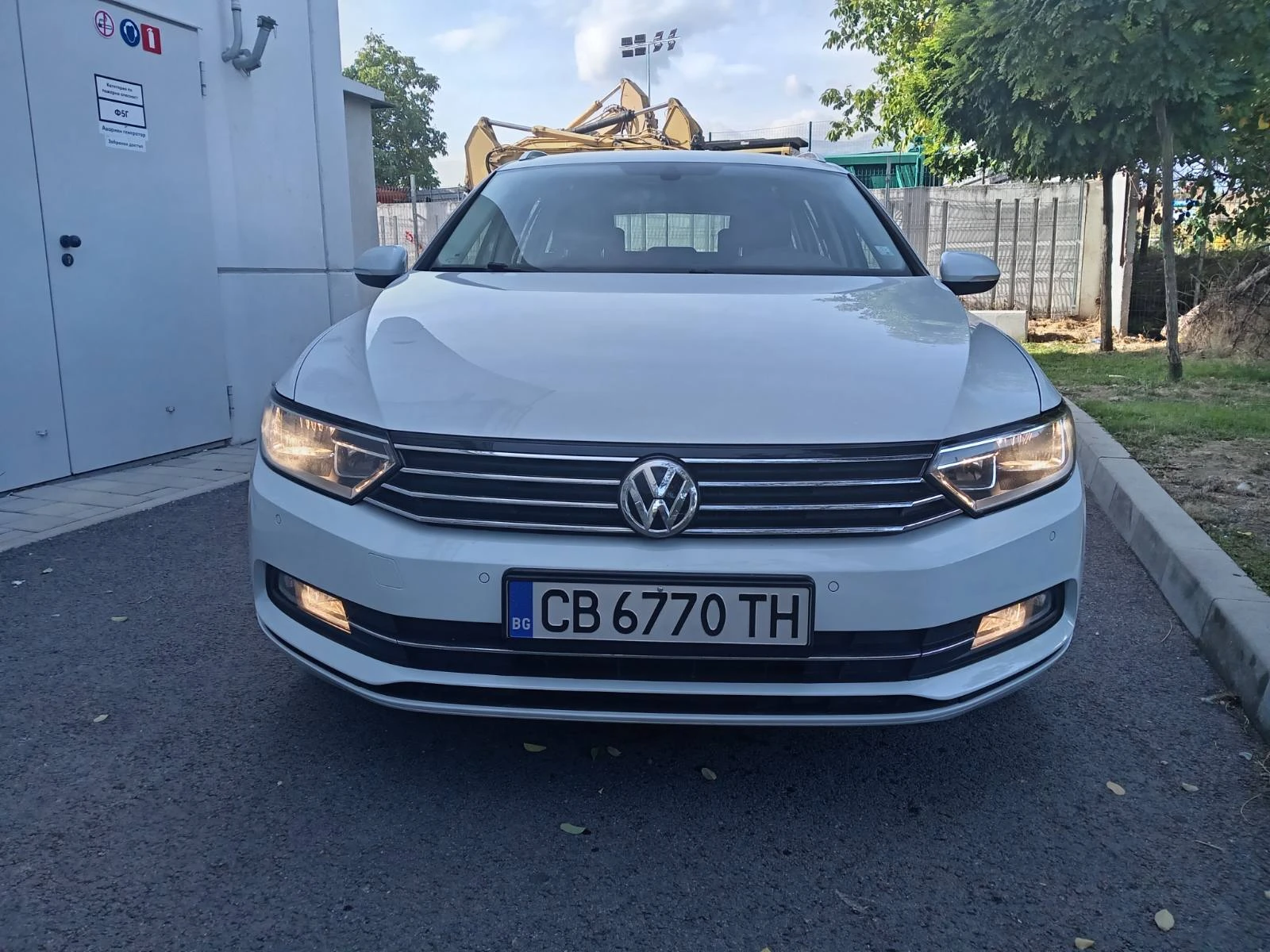 VW Passat 1.6D, снимка 2 - Автомобили и джипове - 56455031