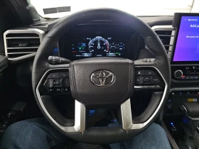 Toyota Sequoia Platinum 4x4* Pano* HuD, снимка 9