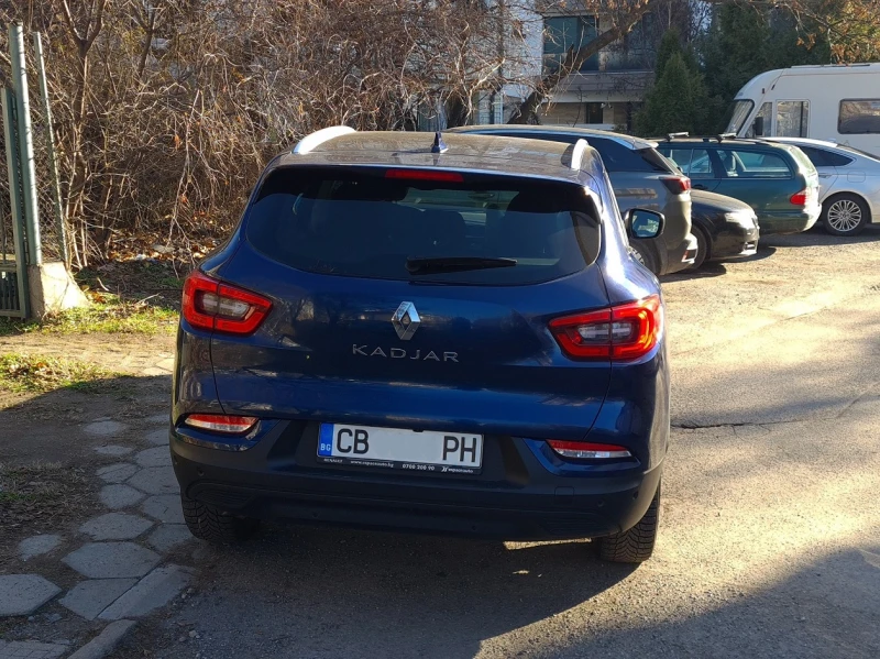 Renault Kadjar, снимка 4 - Автомобили и джипове - 48475682