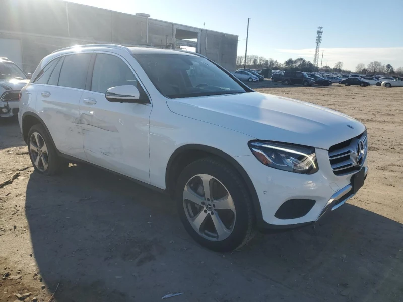 Mercedes-Benz GLC 300 4MATIC* ПЪЛНА СЕРВИЗНА ИСТОРИЯ, снимка 3 - Автомобили и джипове - 48700949