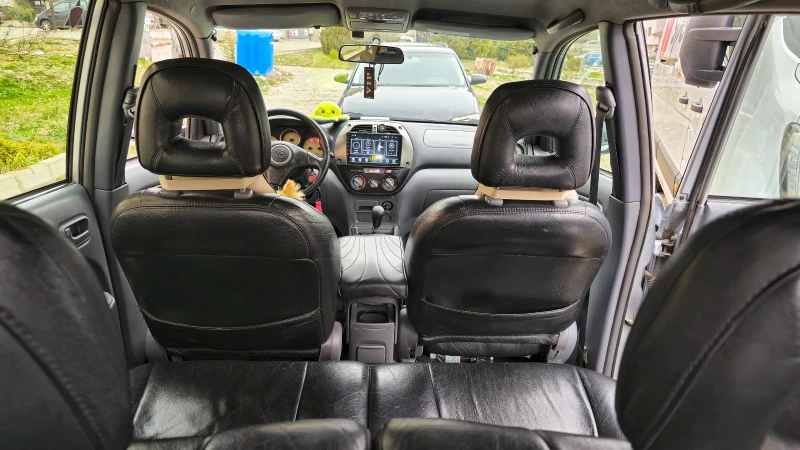 Toyota Rav4 2.0, снимка 15 - Автомобили и джипове - 48932245