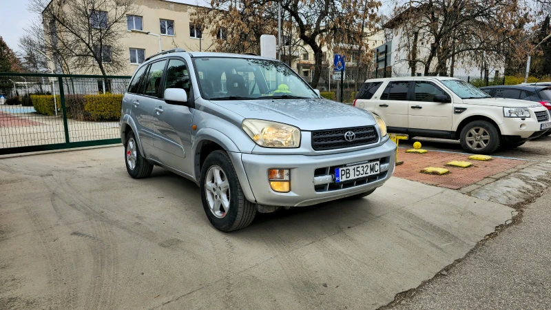 Toyota Rav4 2.0, снимка 2 - Автомобили и джипове - 48932245