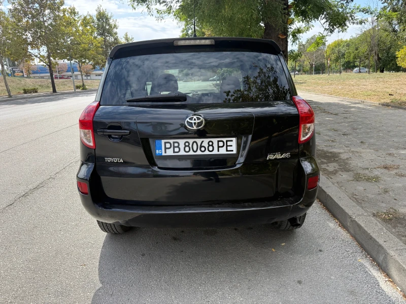 Toyota Rav4 2.2 136 кс Cross 4х4, снимка 6 - Автомобили и джипове - 51865743