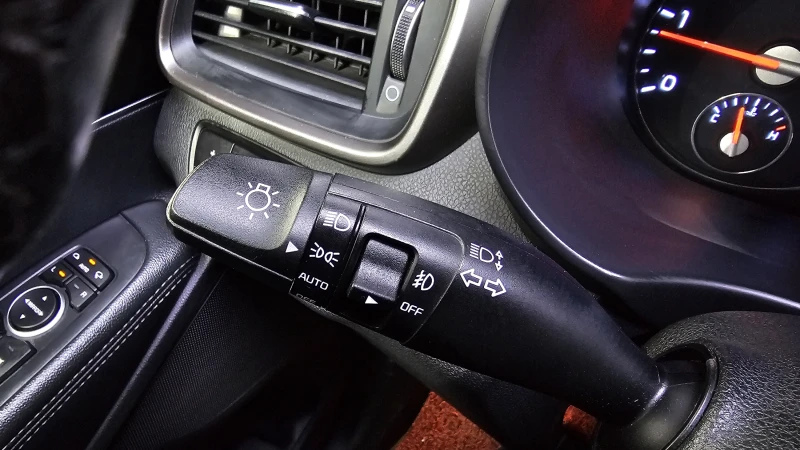 Kia Sorento 2.0CRDI/4x4/Пълна сервизна !!!, снимка 15 - Автомобили и джипове - 53354853