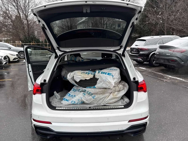 Audi Q3 * Progressiv * CARFAX * ЦЕНА ДО БГ, снимка 16 - Автомобили и джипове - 53597057