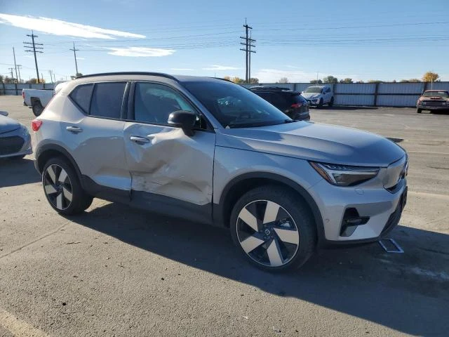 Volvo XC40 RECHARGE ULTIMATE - изображение 4
