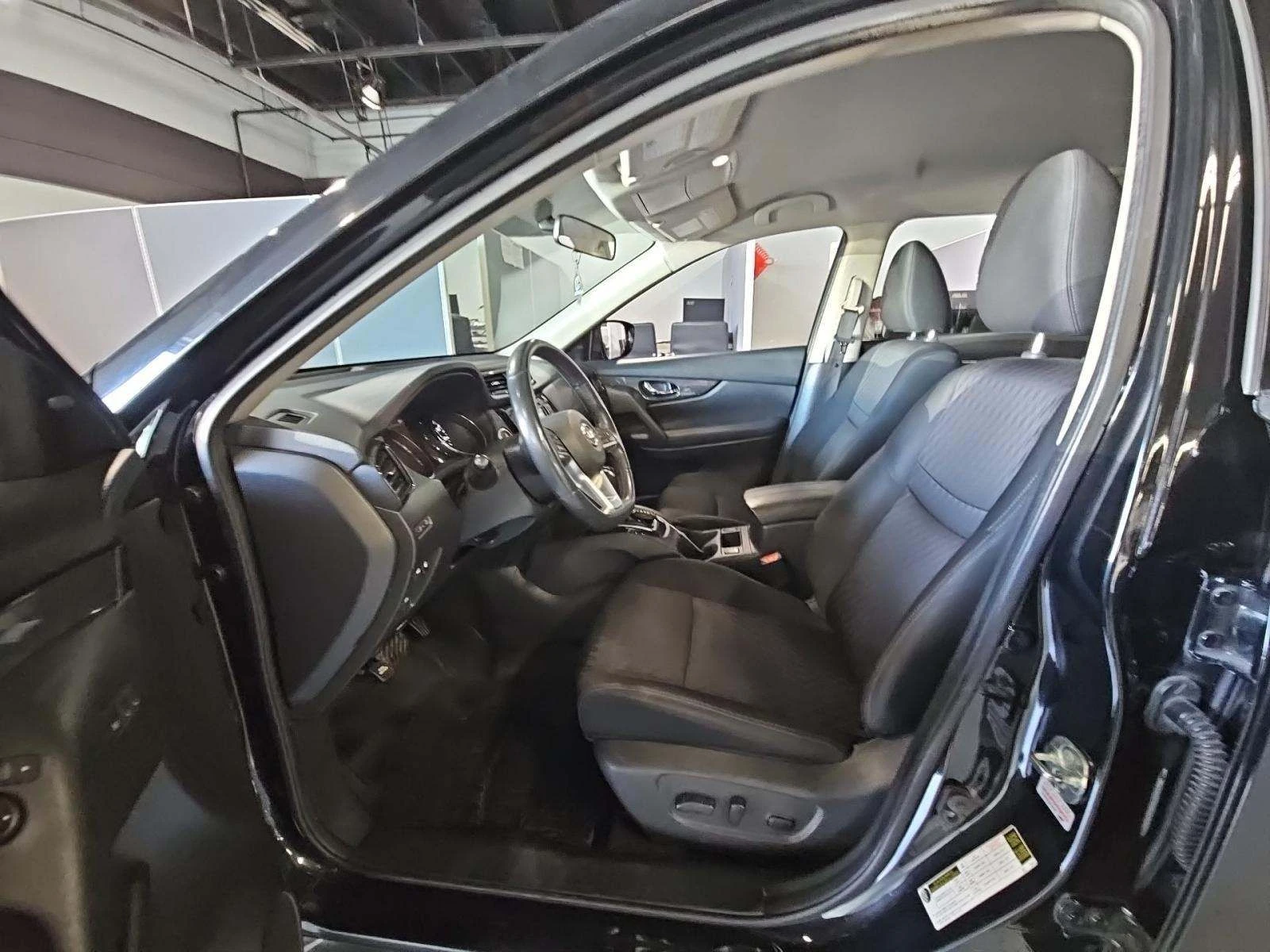 Nissan Rogue  - изображение 6