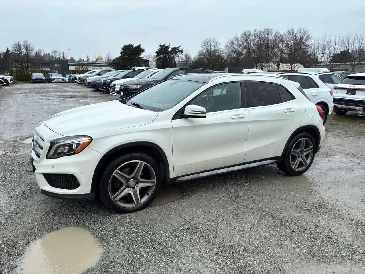 Mercedes-Benz GLA 250 4MATIC * AMG PACK* ВСИЧКИ ЕКСТРИ* ПАНОРАМА* , снимка 3 - Автомобили и джипове - 54070709