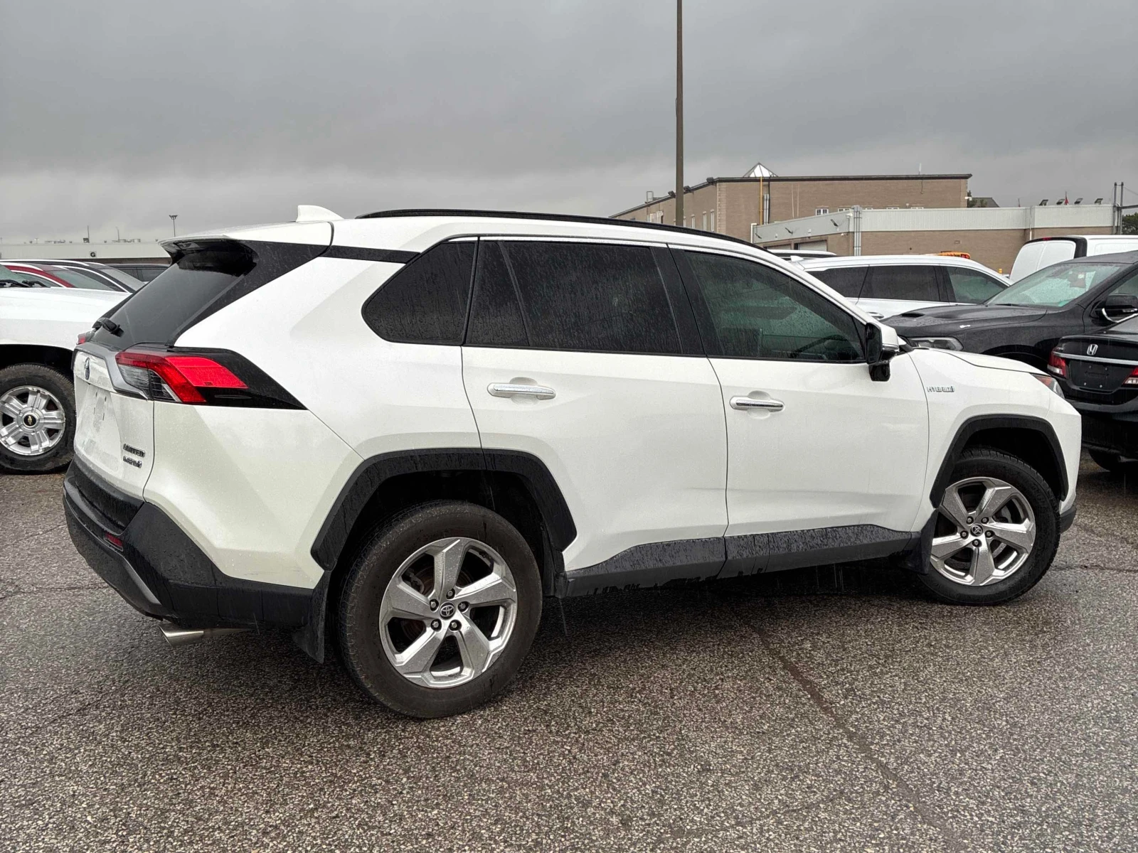 Toyota Rav4 HYBRID LIMITED * ОБДУХ * МЪРТВА ТОЧКА * KEYLESS * , снимка 3 - Автомобили и джипове - 54585918