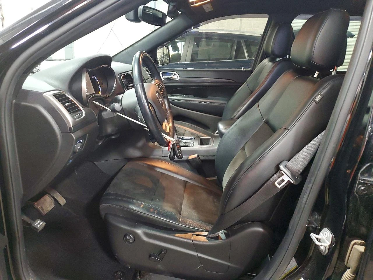 Jeep Grand cherokee LAREDO 3.6 !PANO/CAM! FULL, снимка 7 - Автомобили и джипове - 54970688