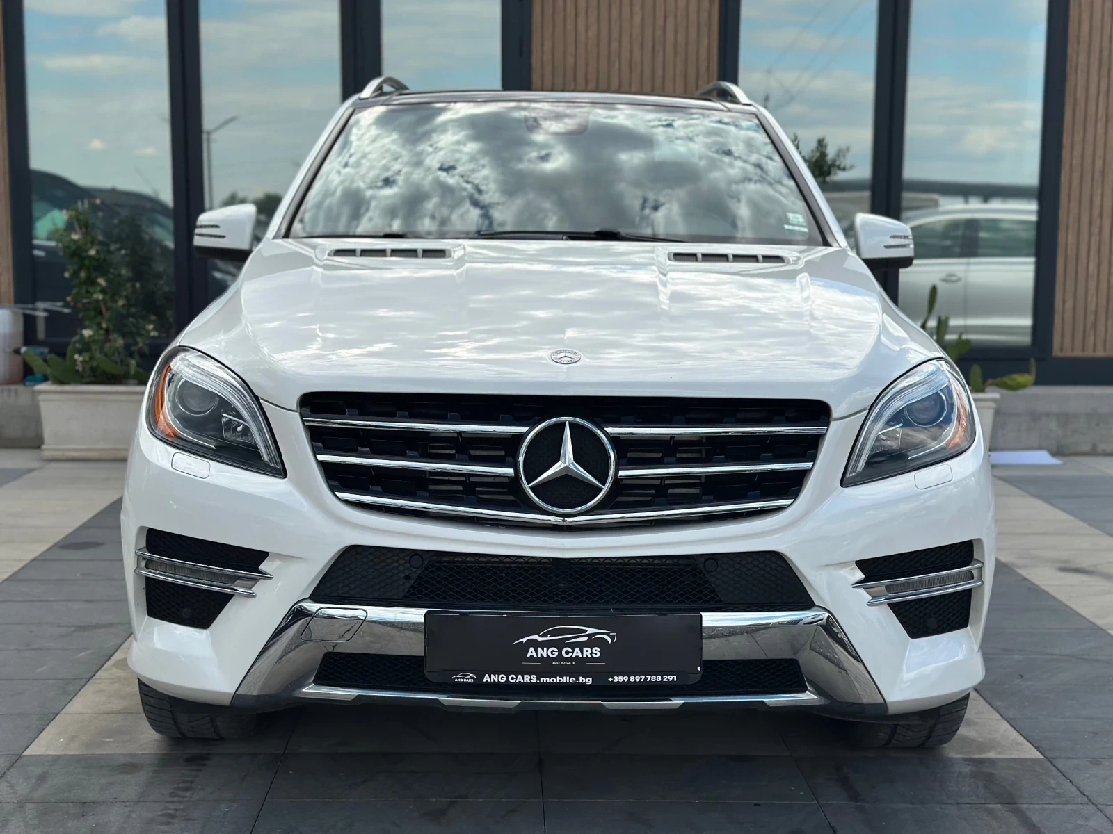 Mercedes-Benz ML 350 * AMG LINE* 150000км.* , снимка 3 - Автомобили и джипове - 55191229