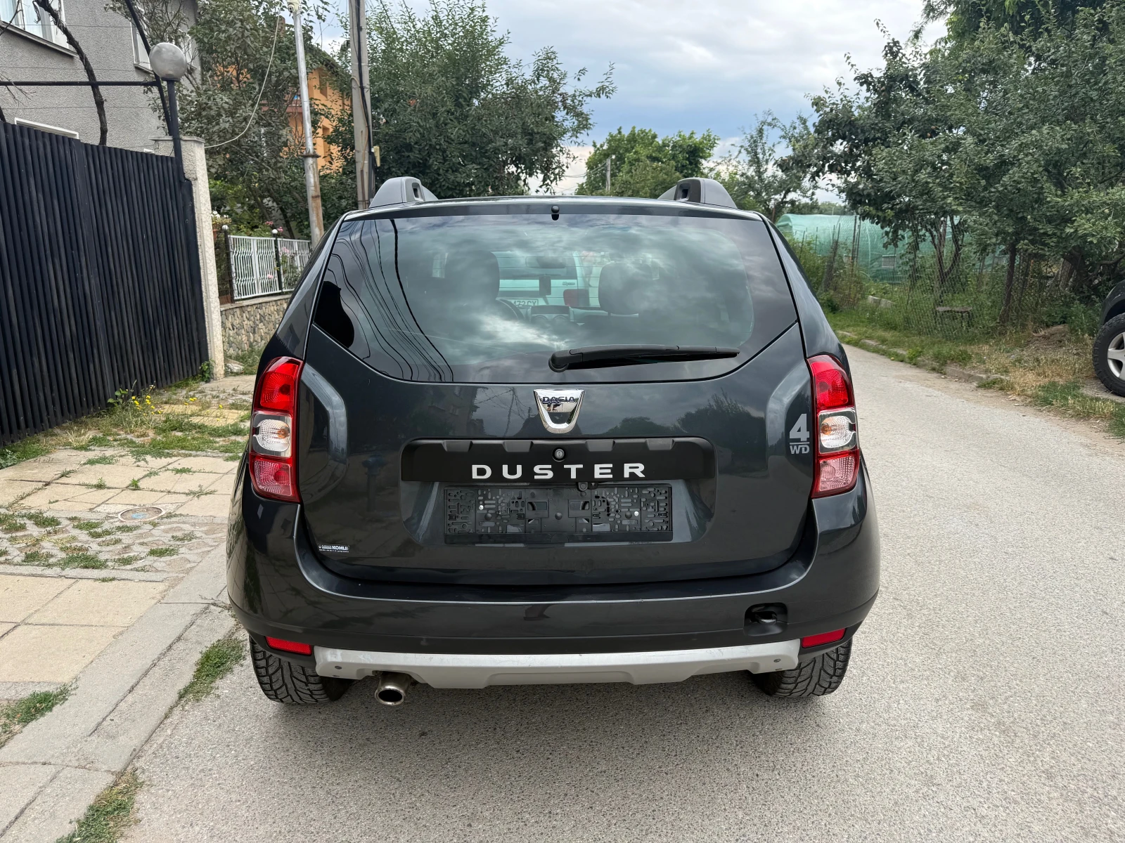 Dacia Duster 1.6i 4x4 FACELIVE, снимка 5 - Автомобили и джипове - 55407202