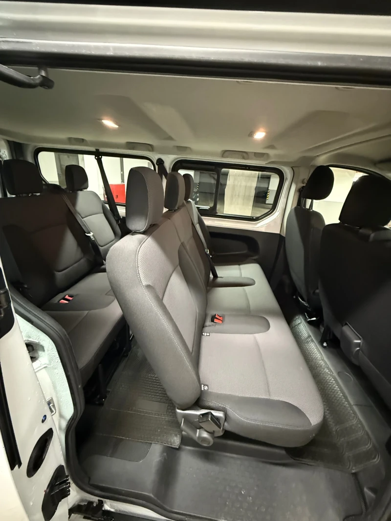 Renault Trafic 8+ 1 LONG , снимка 10 - Бусове и автобуси - 52923172