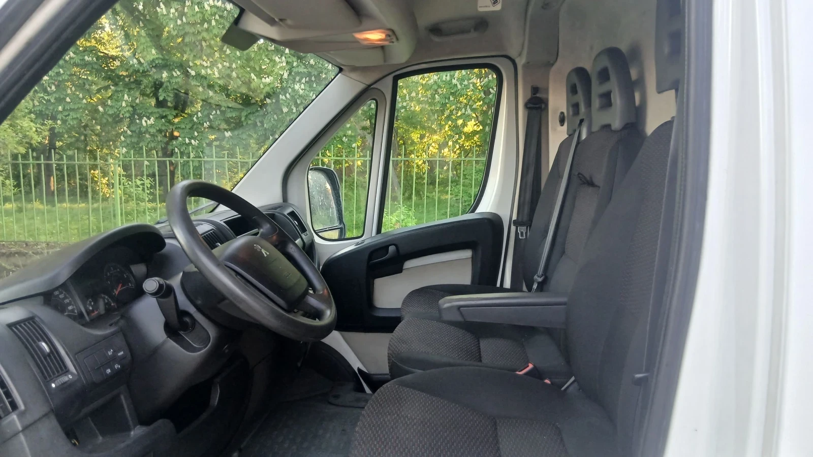 Peugeot Boxer 2.2HDI , снимка 11 - Бусове и автобуси - 54008345