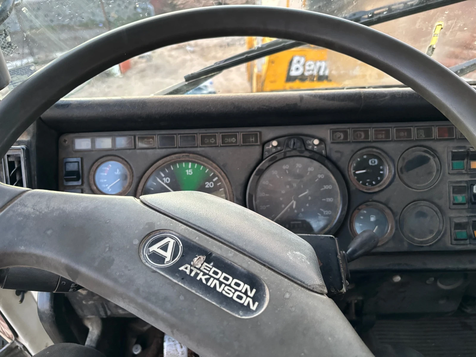 Man 19.361 6x4x4 - изображение 7