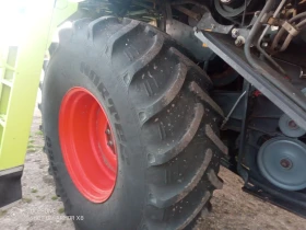 Комбайн Claas Tucano 320, снимка 9