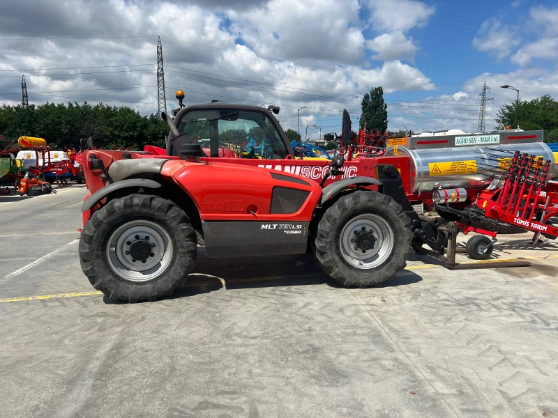 Телескопичен товарач Manitou Mlt 731 lsi turbo, снимка 1 - Селскостопанска техника - 49114558