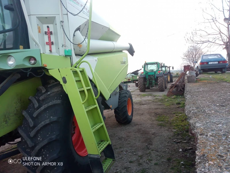 Комбайн Claas Tucano, снимка 4 - Селскостопанска техника - 52596255