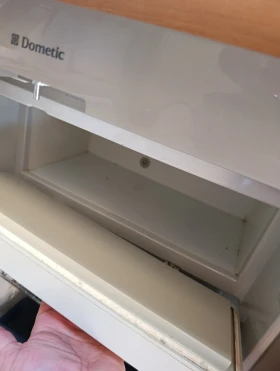  Eifelland 395 | Mobile.bg    11