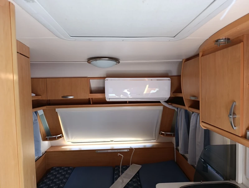 Каравана Eifelland 395, снимка 8 - Каравани и кемпери - 52372283