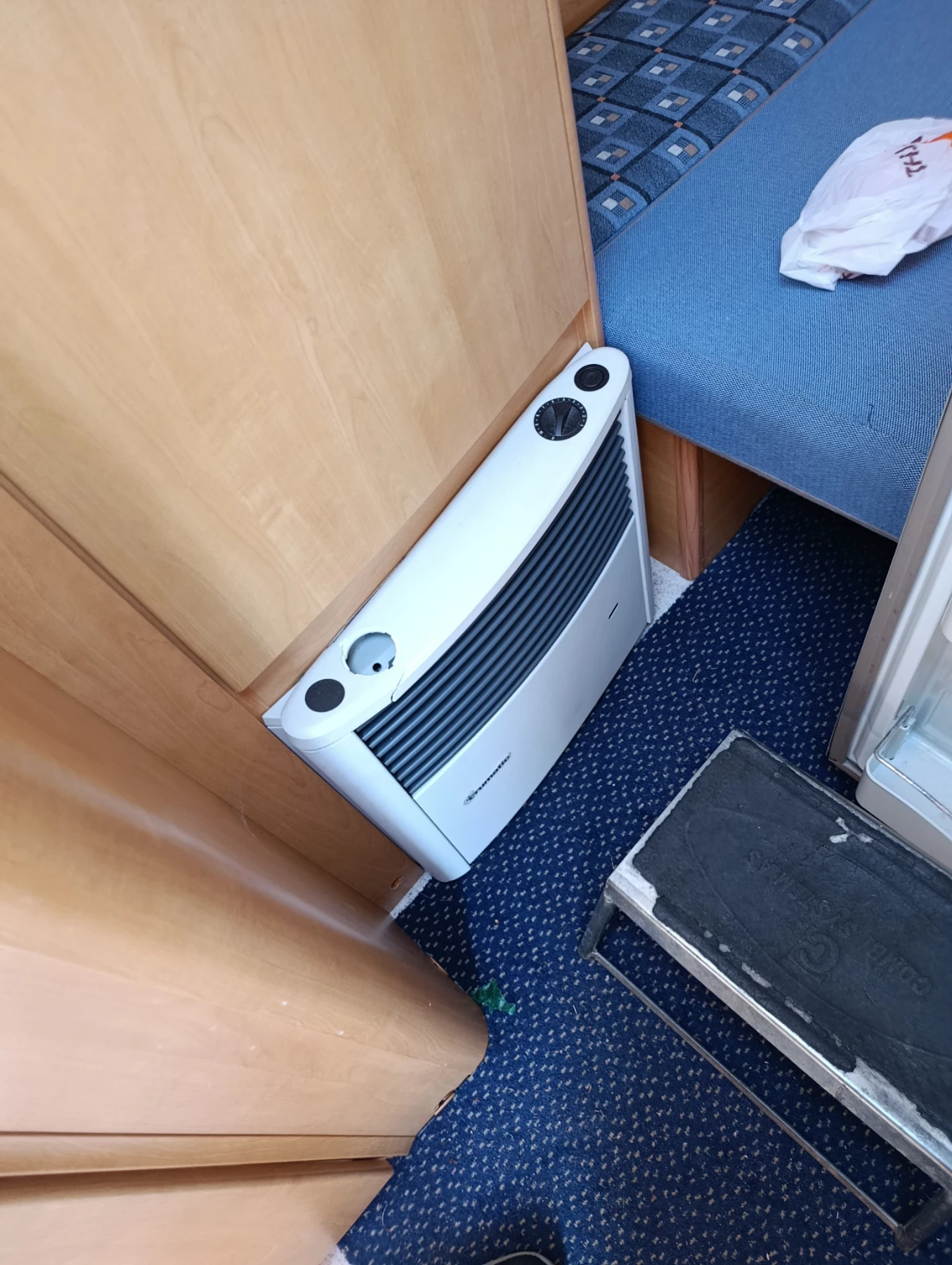  Eifelland 395 | Mobile.bg   10