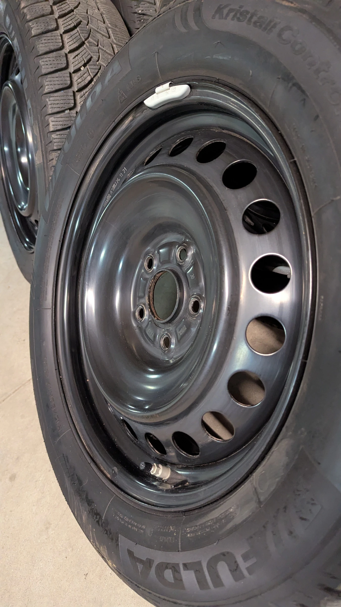 Гуми с джанти Fulda 215/60R17, снимка 11 - Гуми и джанти - 55878225